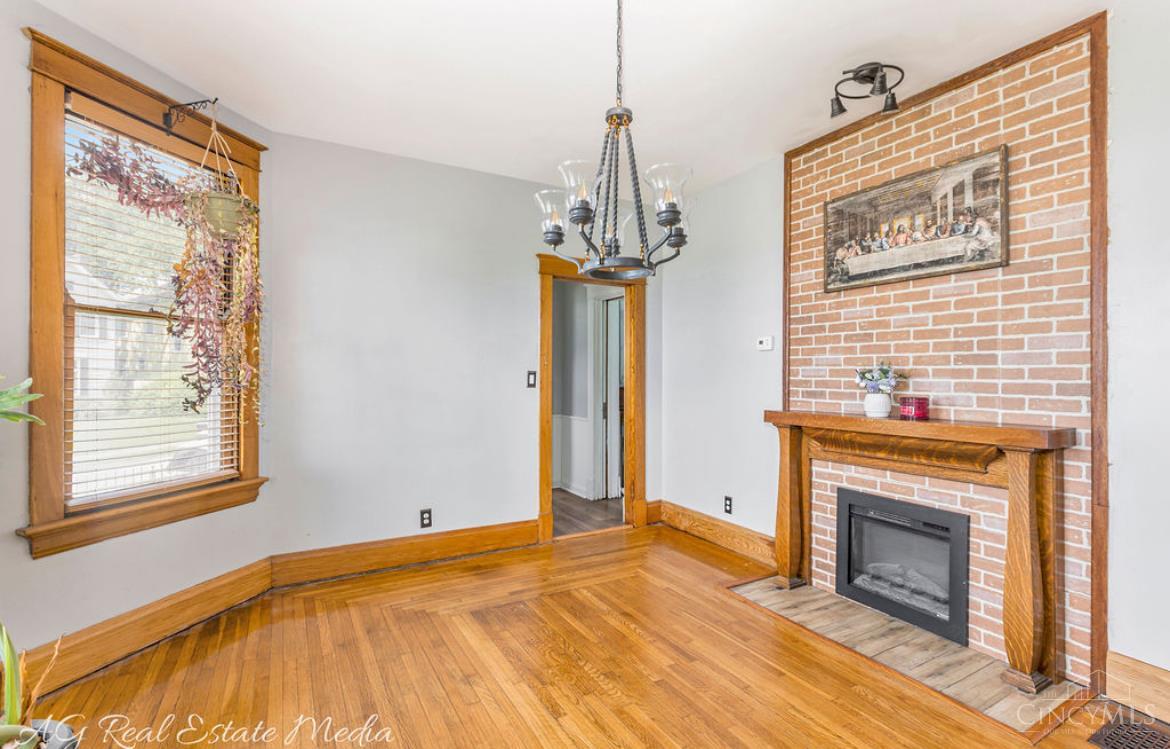 121 Eaton Avenue Property Photo 23
