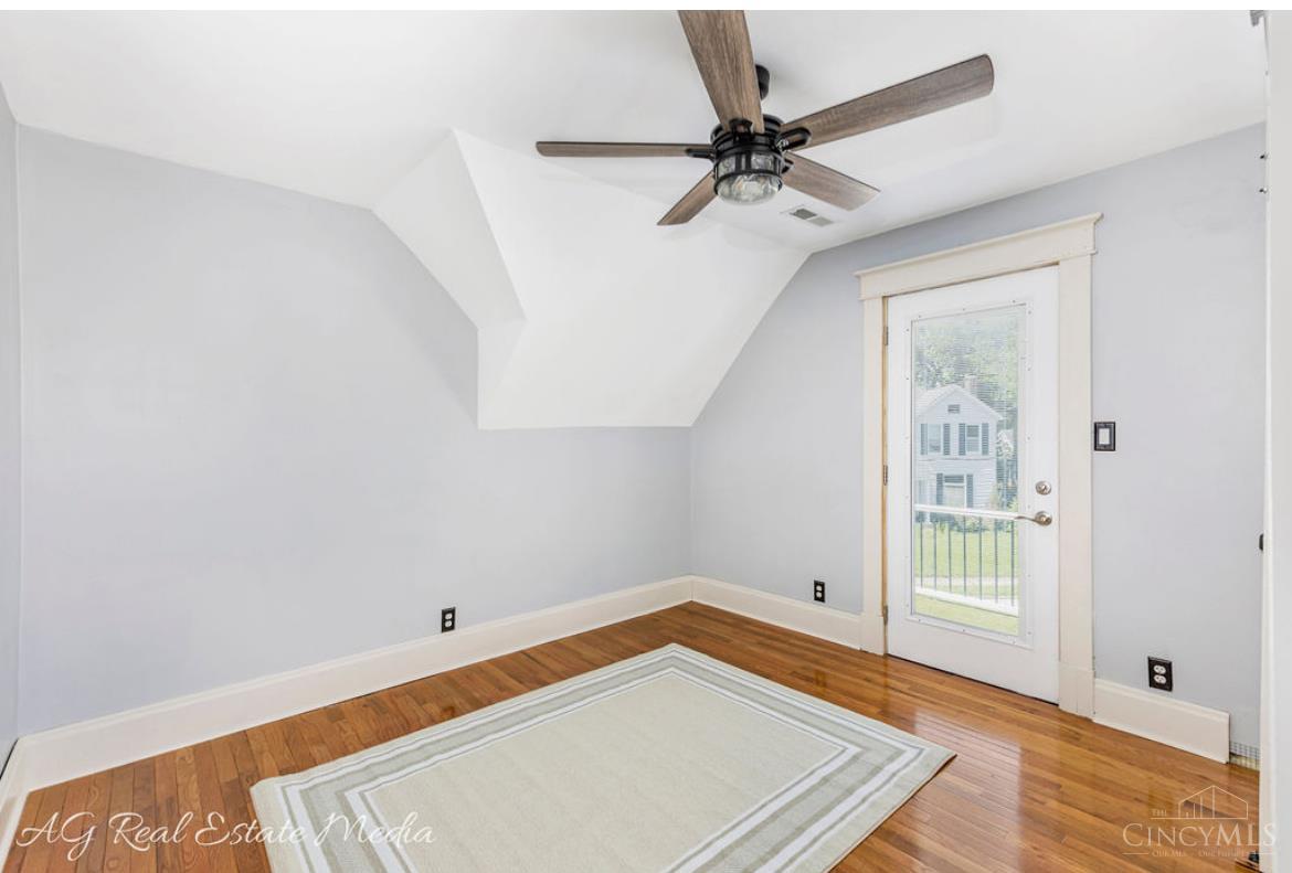 121 Eaton Avenue Property Photo 25