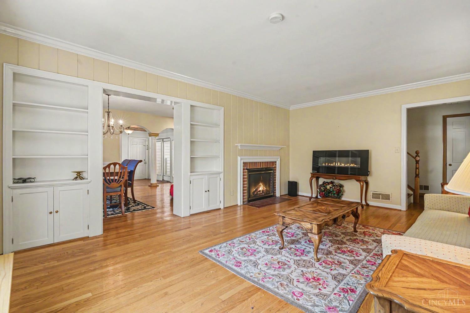 119 Forest Avenue Property Photo 6