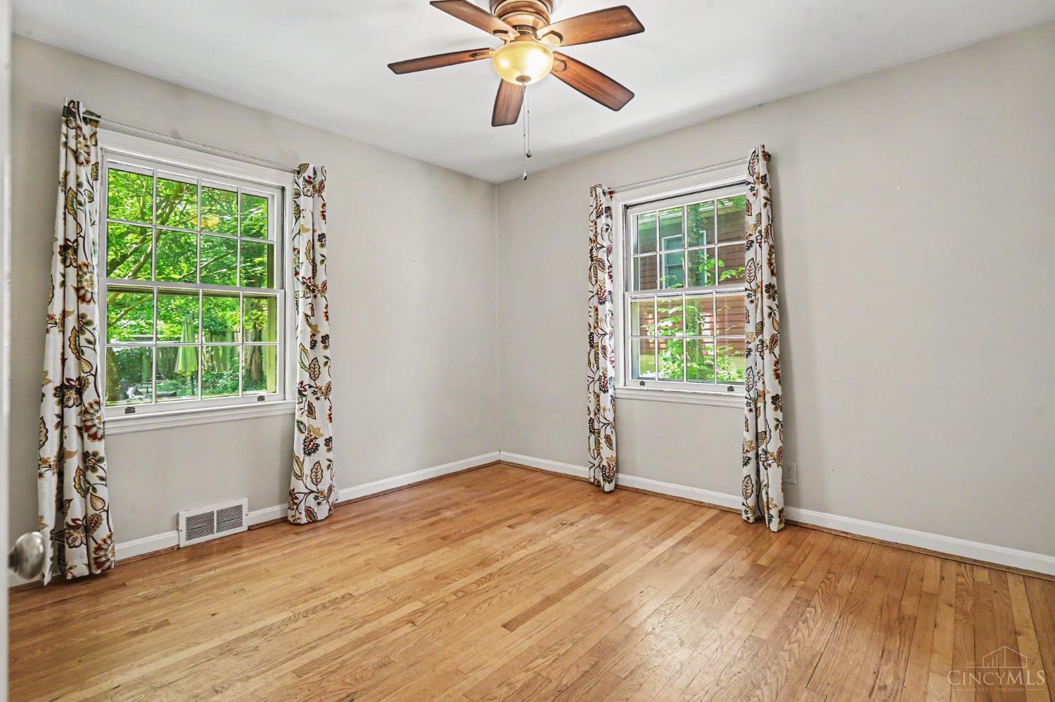 119 Forest Avenue Property Photo 13