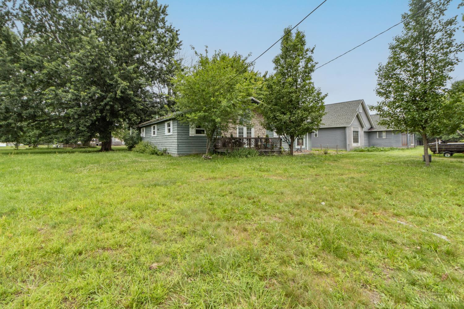 860 Lorelei Drive Property Photo 2