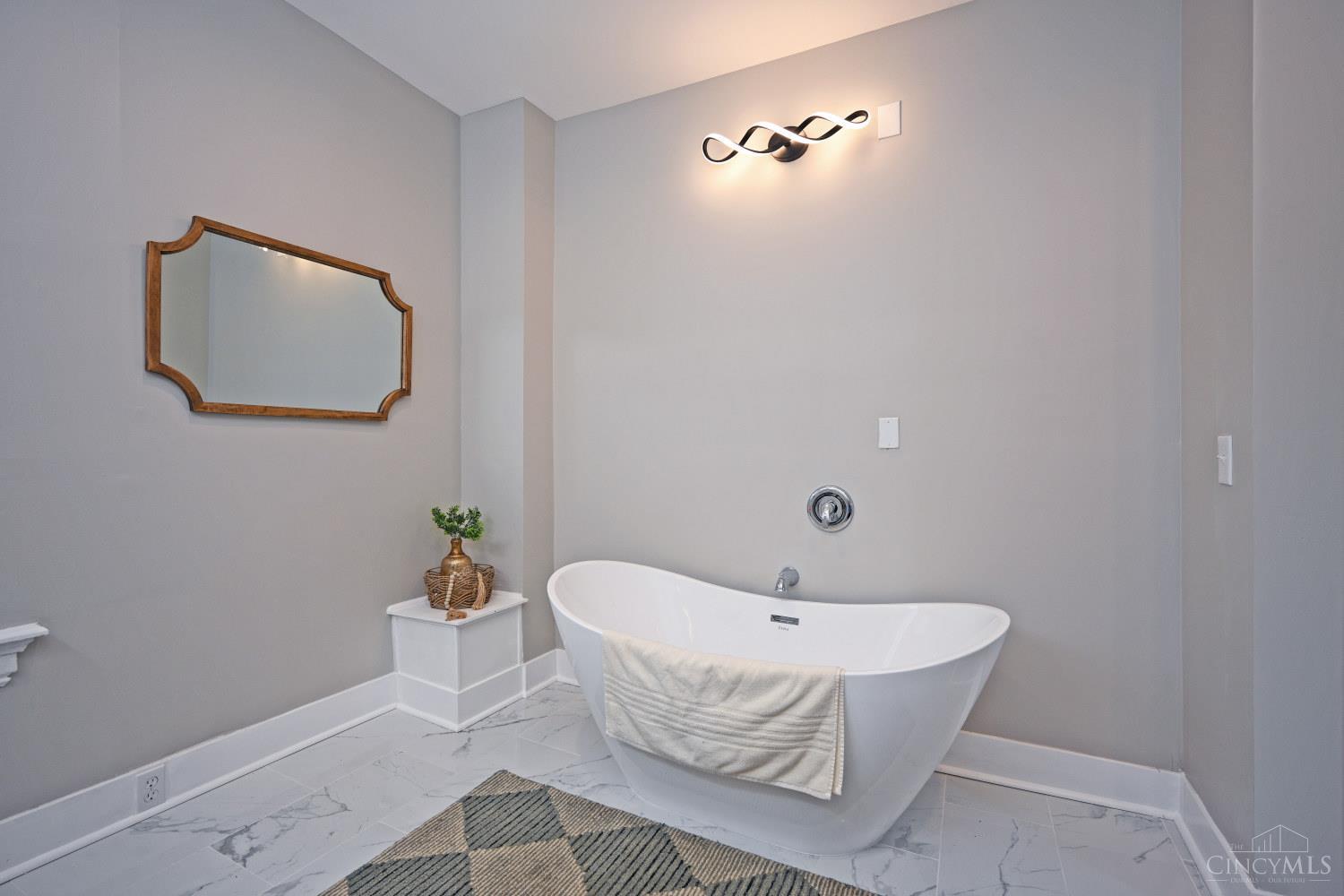 3216 Hackberry Street Property Photo 22