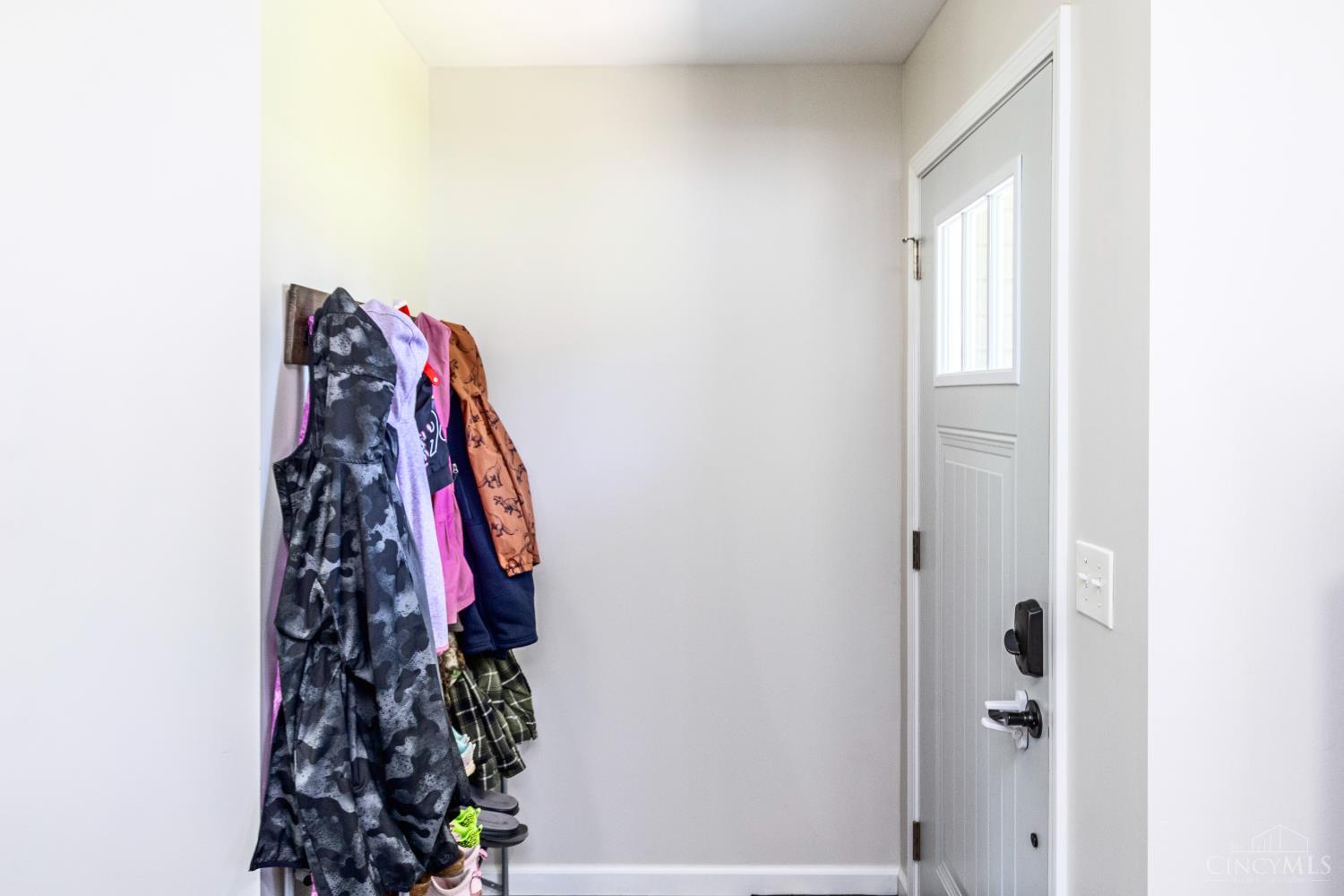 1038 Pansy Pike Property Photo 4