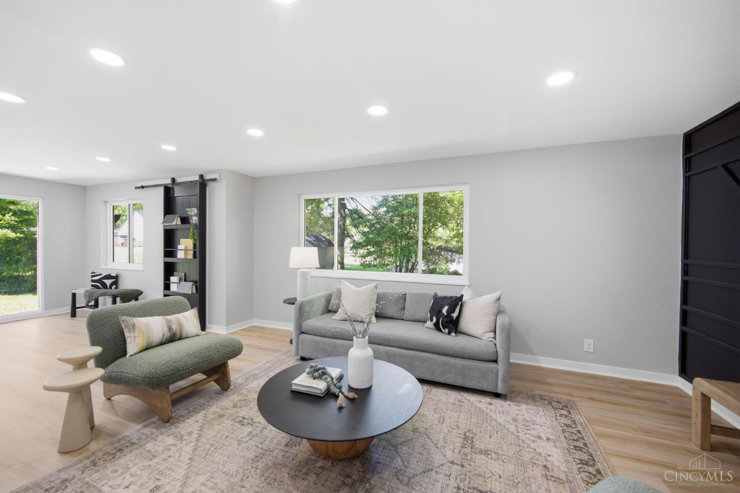 8801 Plainfield Road Property Photo 19