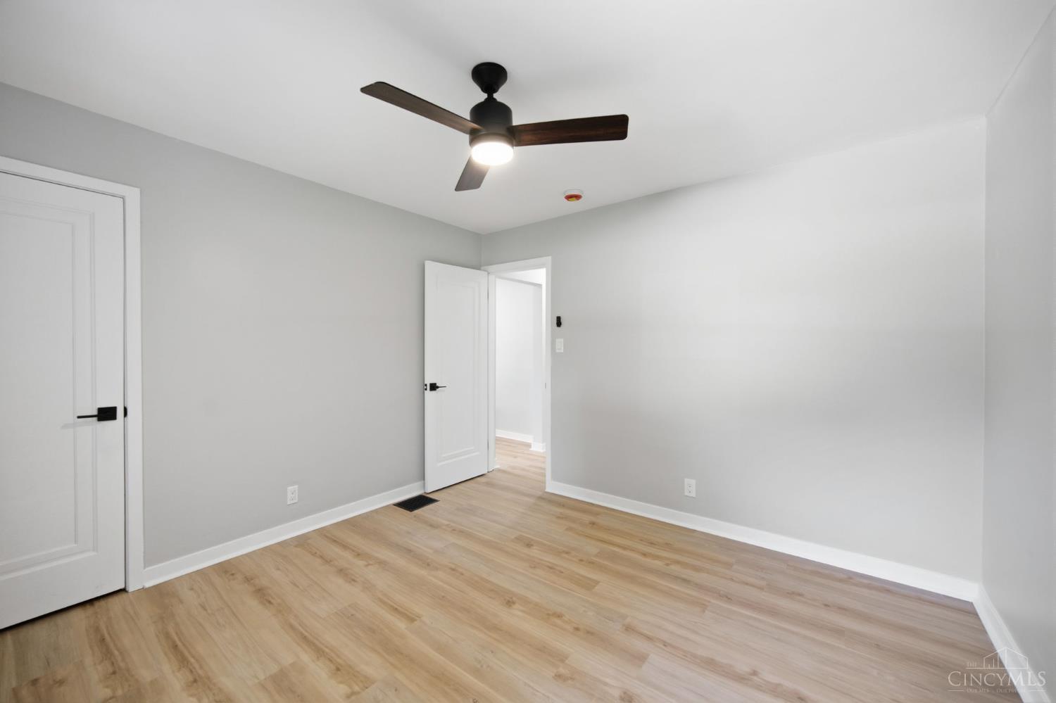 8801 Plainfield Road Property Photo 35