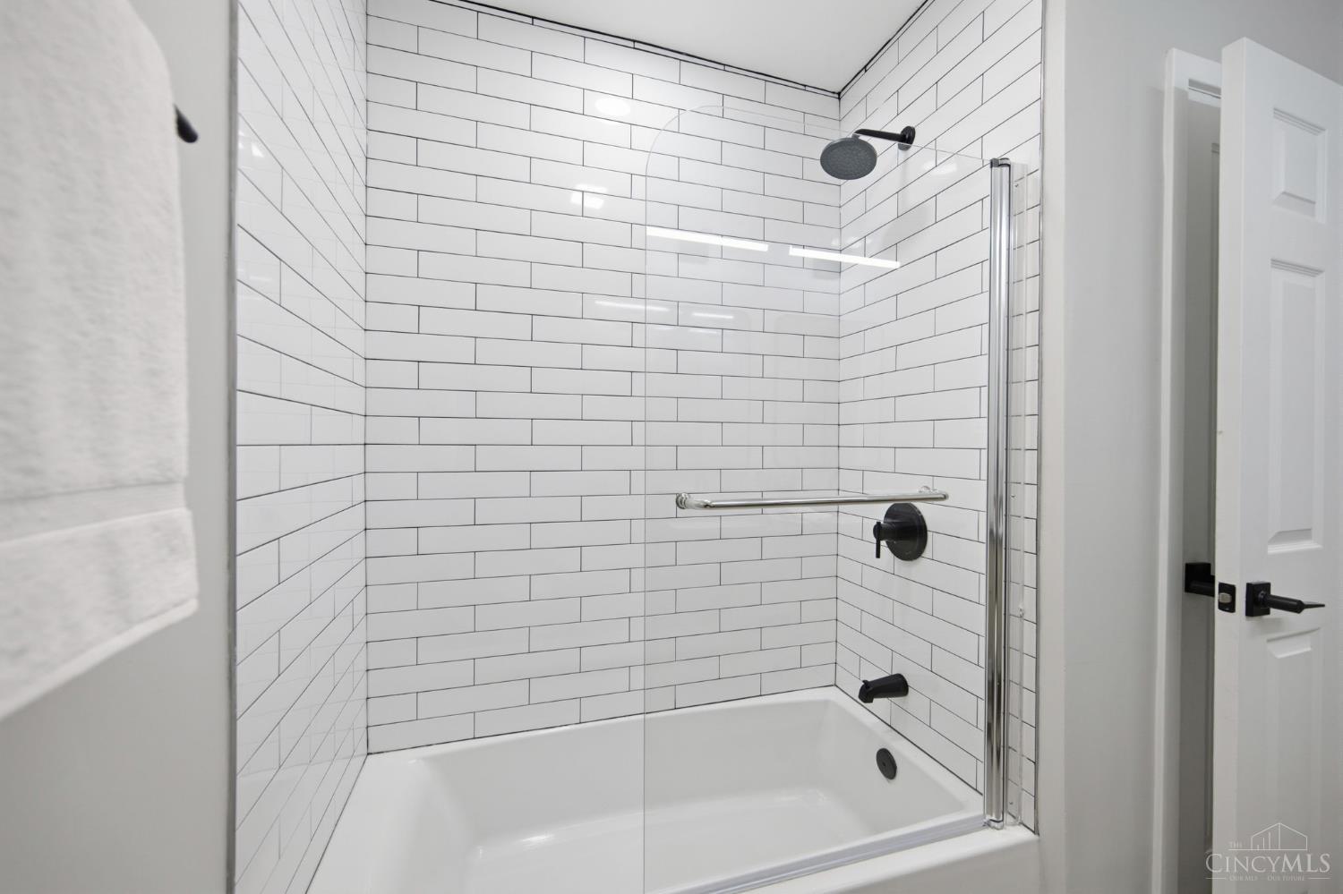 8801 Plainfield Road Property Photo 39