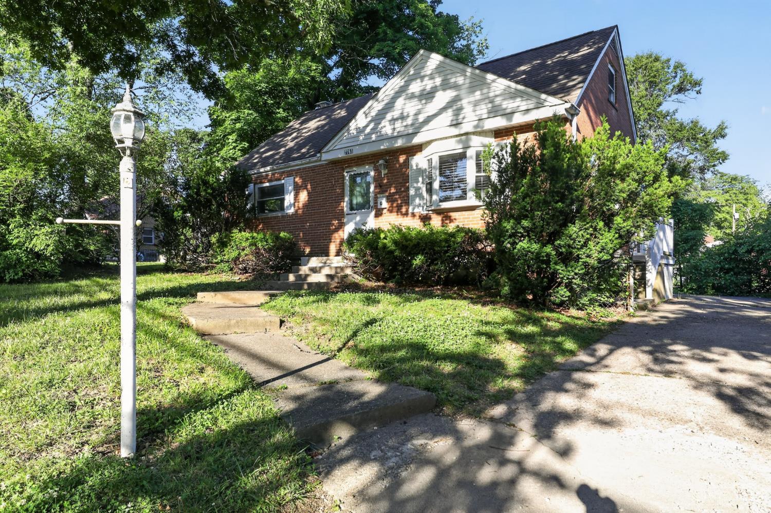 7761 Pippin Road Property Photo 1