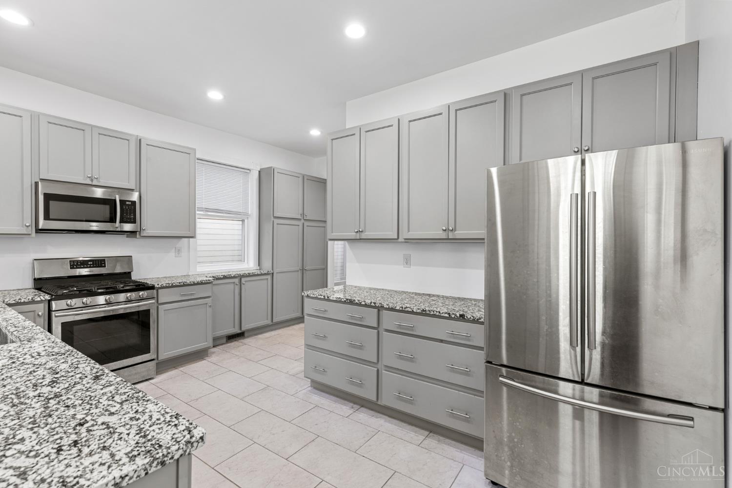 249 Mccullough Street Property Photo 8
