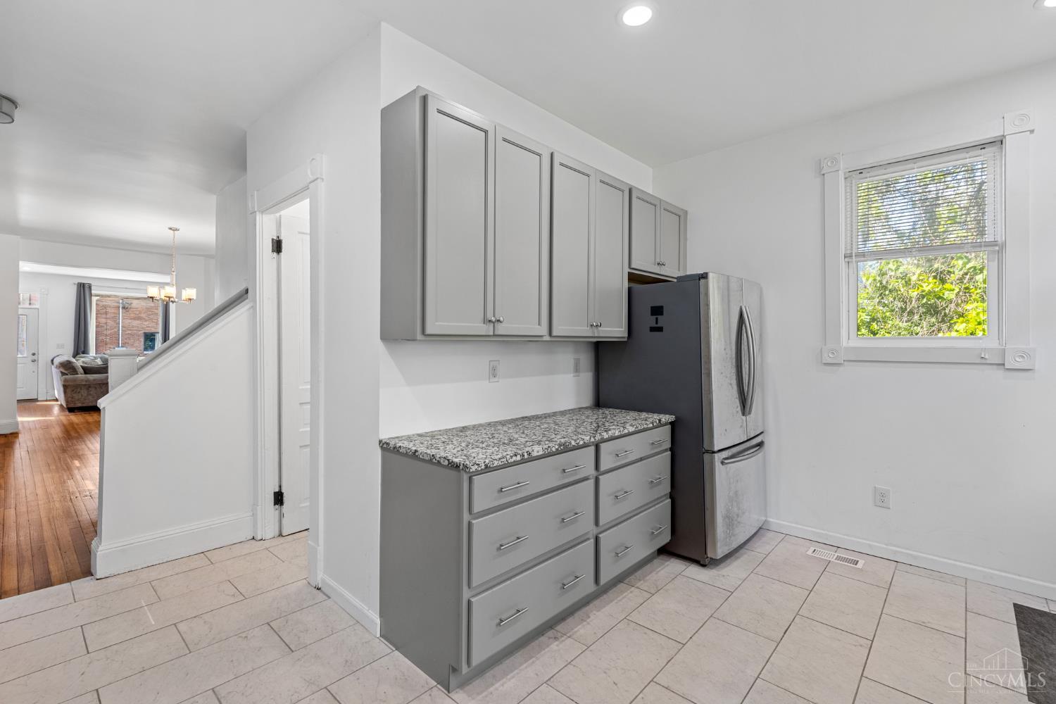 249 Mccullough Street Property Photo 9