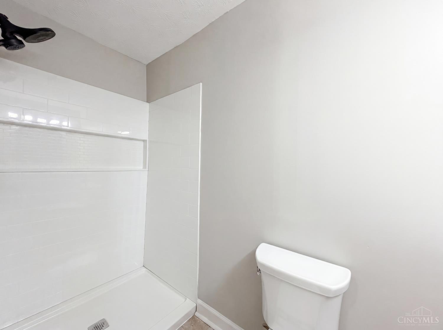 836 Walter Avenue Property Photo 18