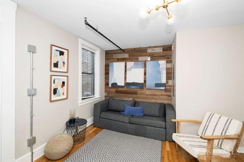 1415 Vine Street Property Photo 3