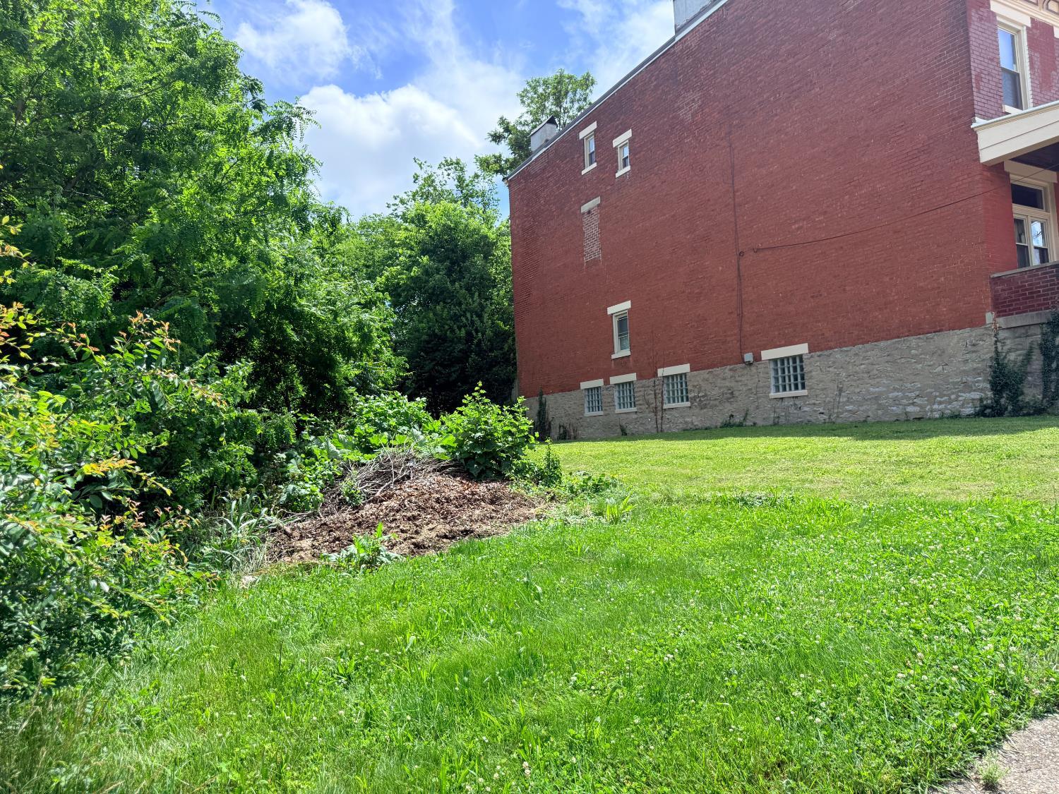1022 Sturm Street Property Photo 3