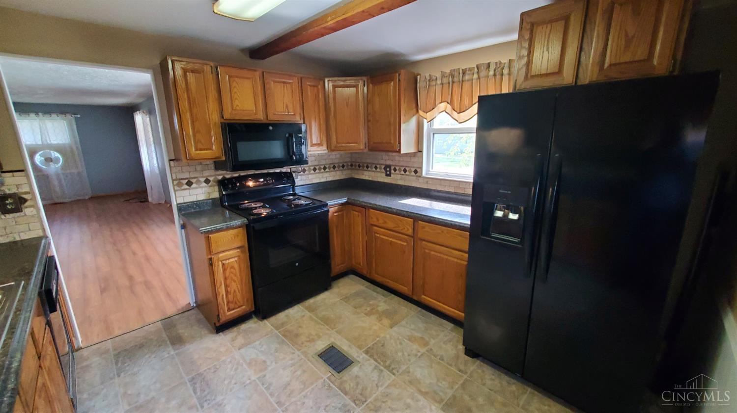 7 Apache Ct Property Photo 9