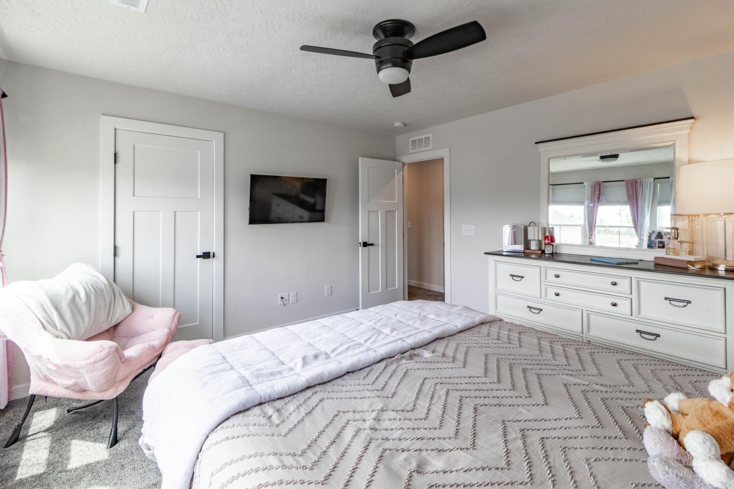 5807 Classicway Boulevard Property Photo 20