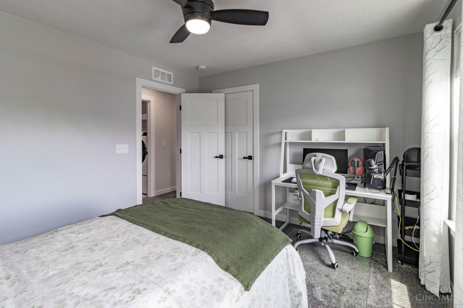5807 Classicway Boulevard Property Photo 23