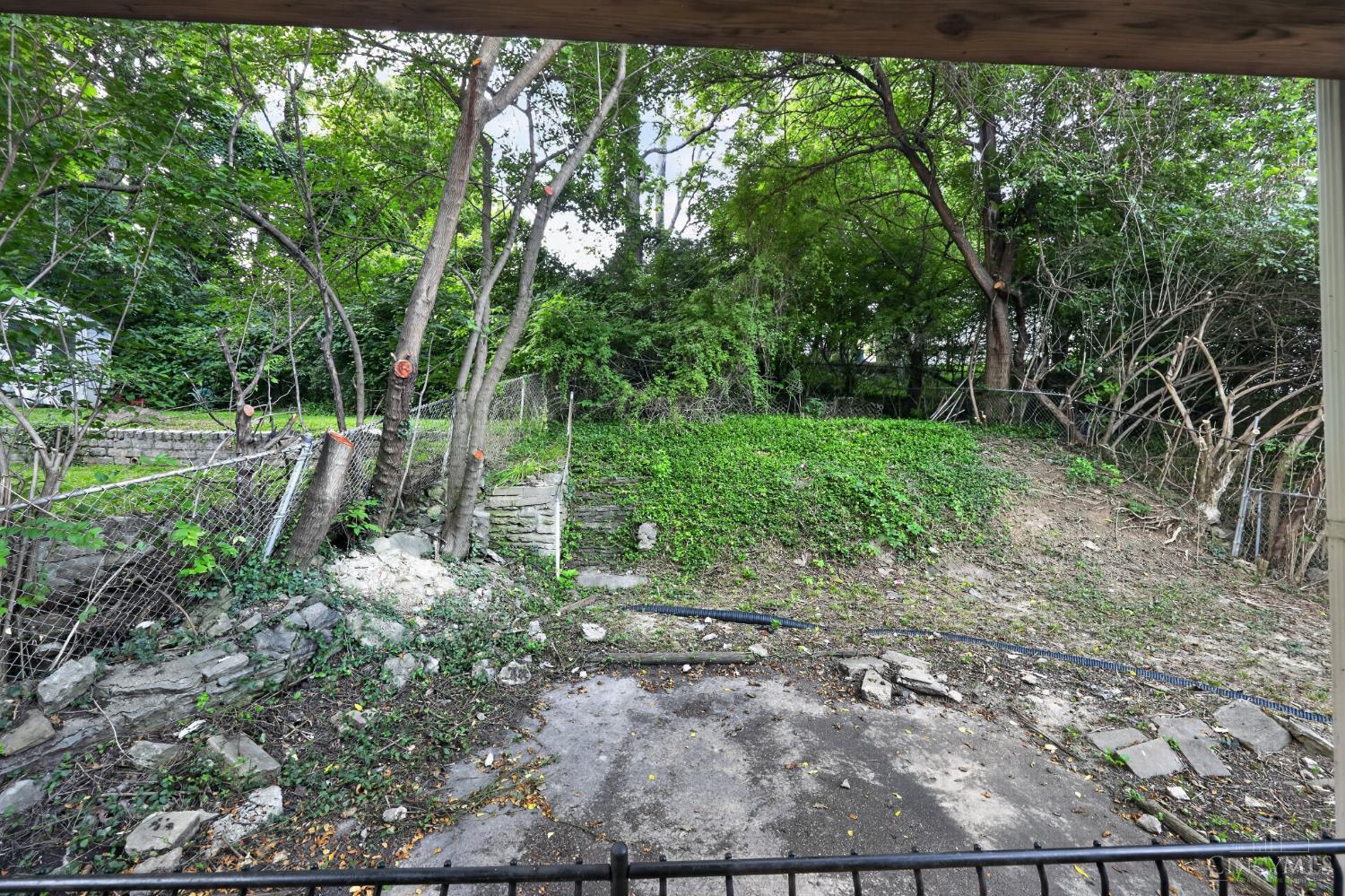 1723 Ashbrook Drive Property Photo 30