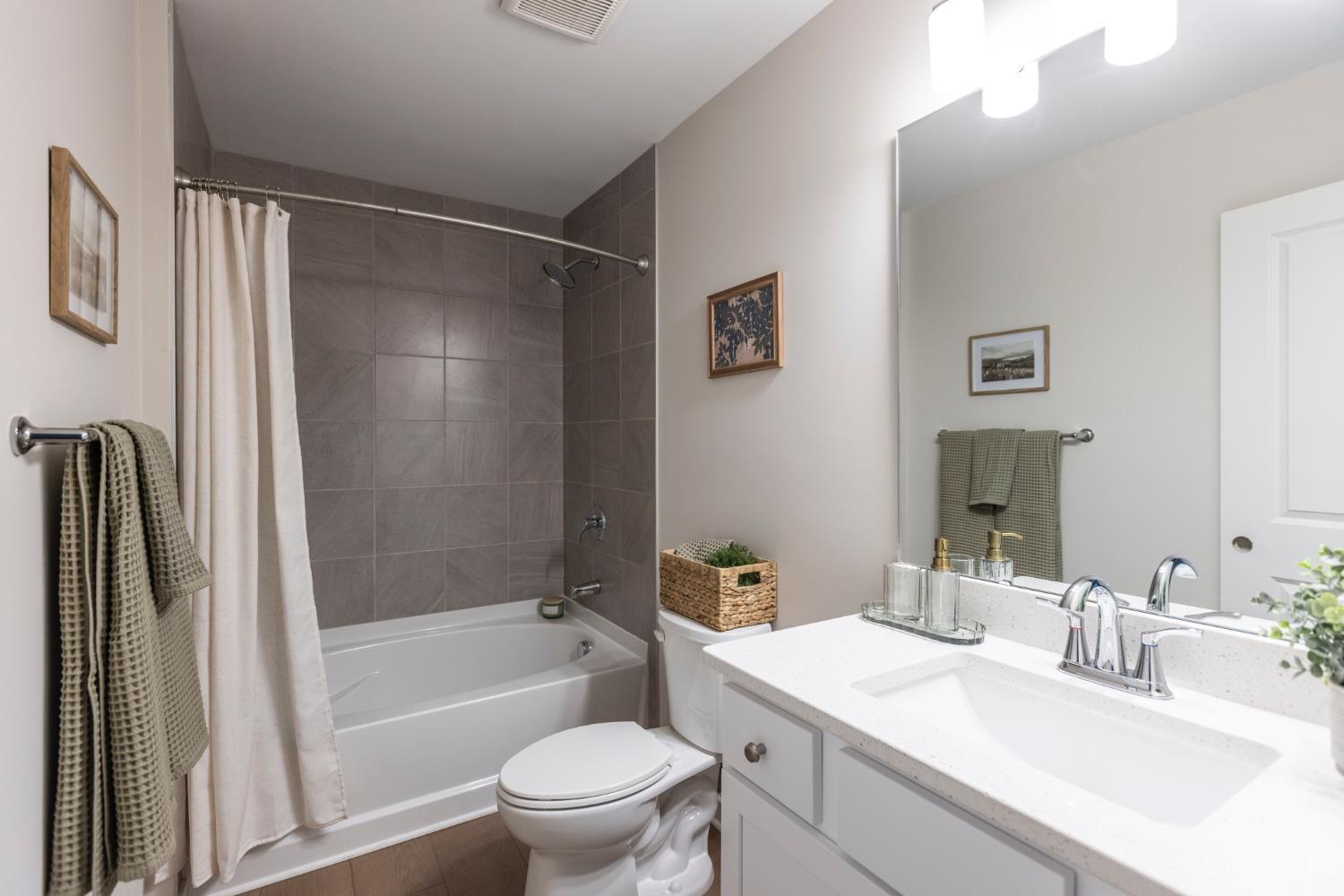8389 Anderson Grove Property Photo 17
