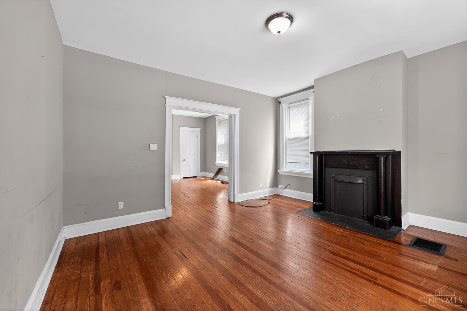 3118 Sunshine Avenue Property Photo 5