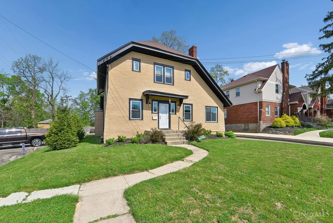 6839 Montgomery Road Property Photo 3