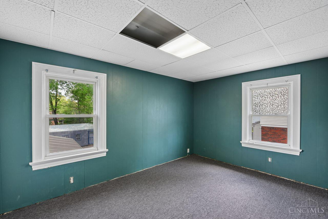 6839 Montgomery Road Property Photo 27