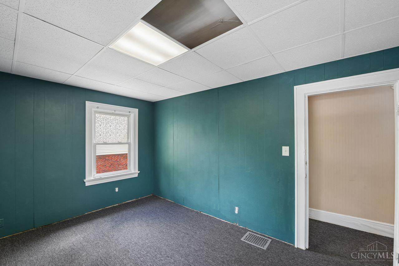 6839 Montgomery Road Property Photo 28