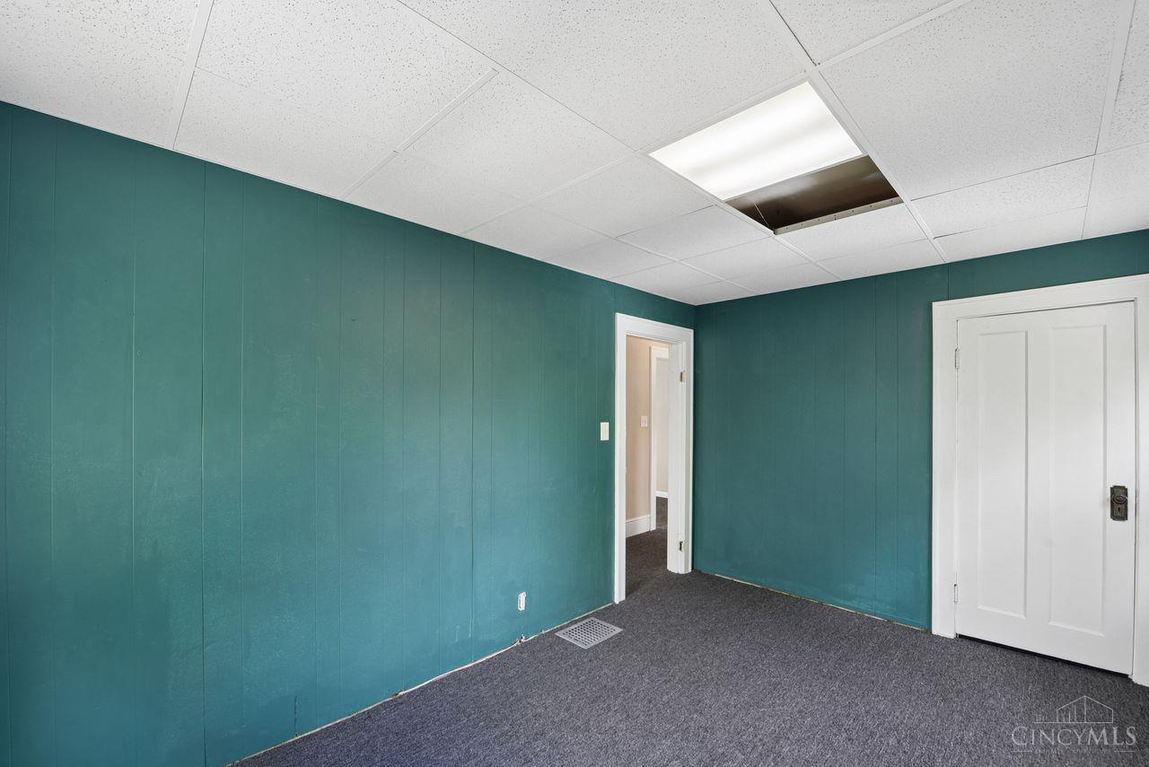 6839 Montgomery Road Property Photo 29