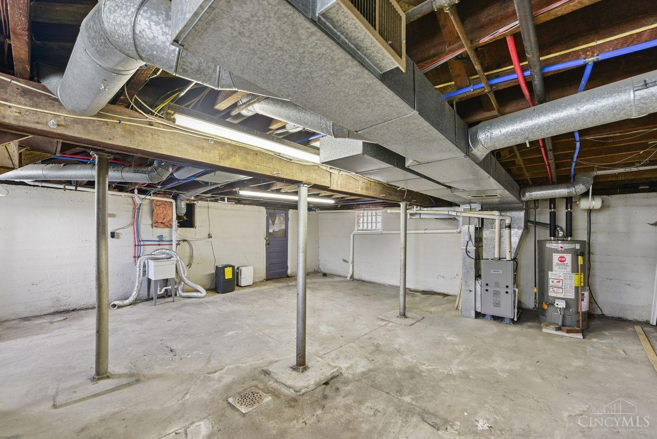 6839 Montgomery Road Property Photo 35