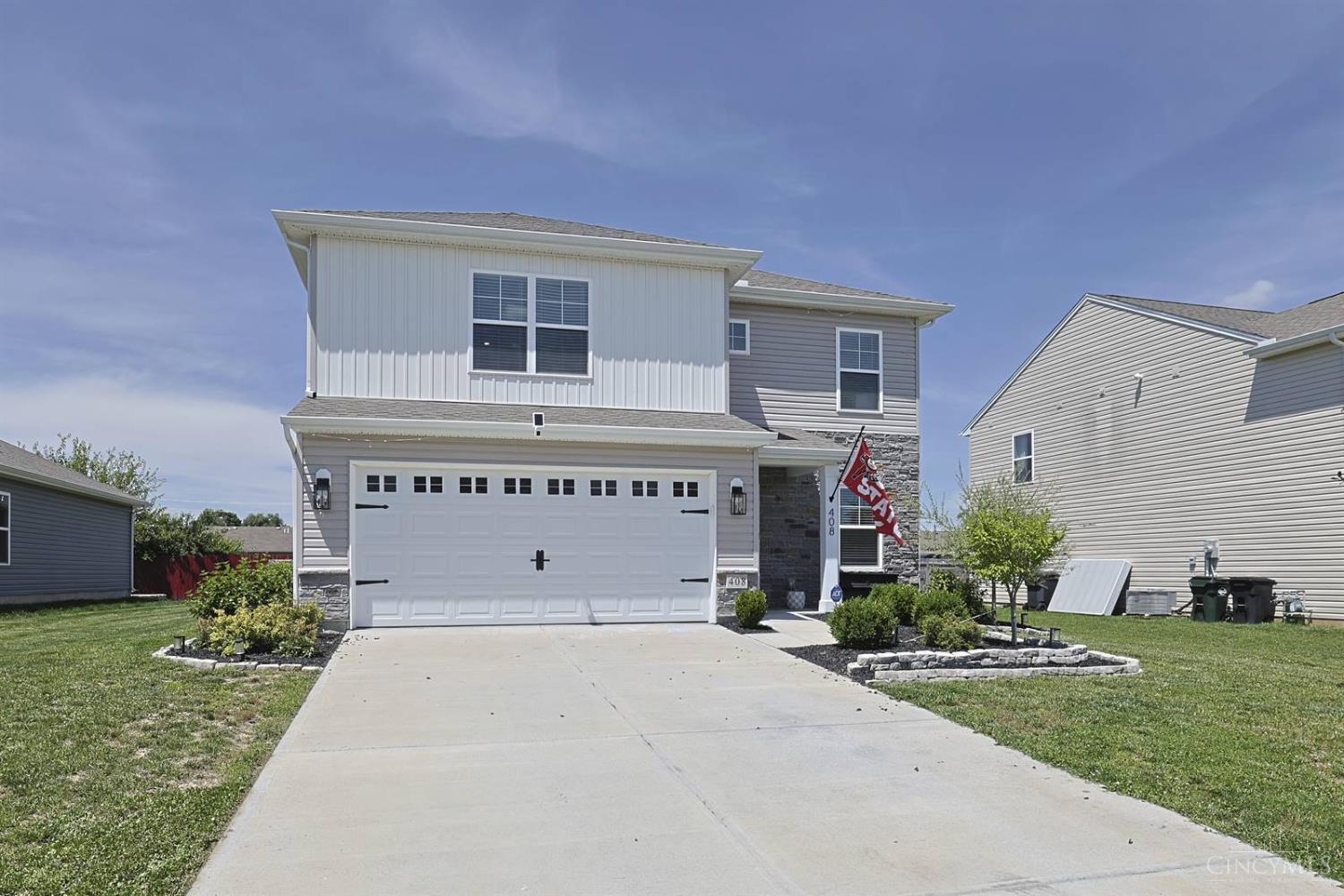 E 408 Oak Avenue Property Photo 2