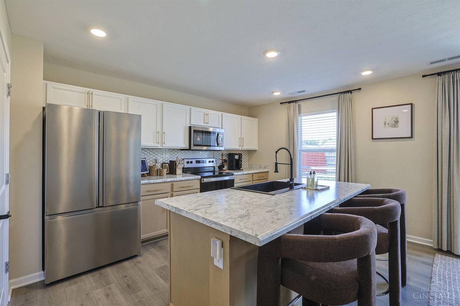 E 408 Oak Avenue Property Photo 15