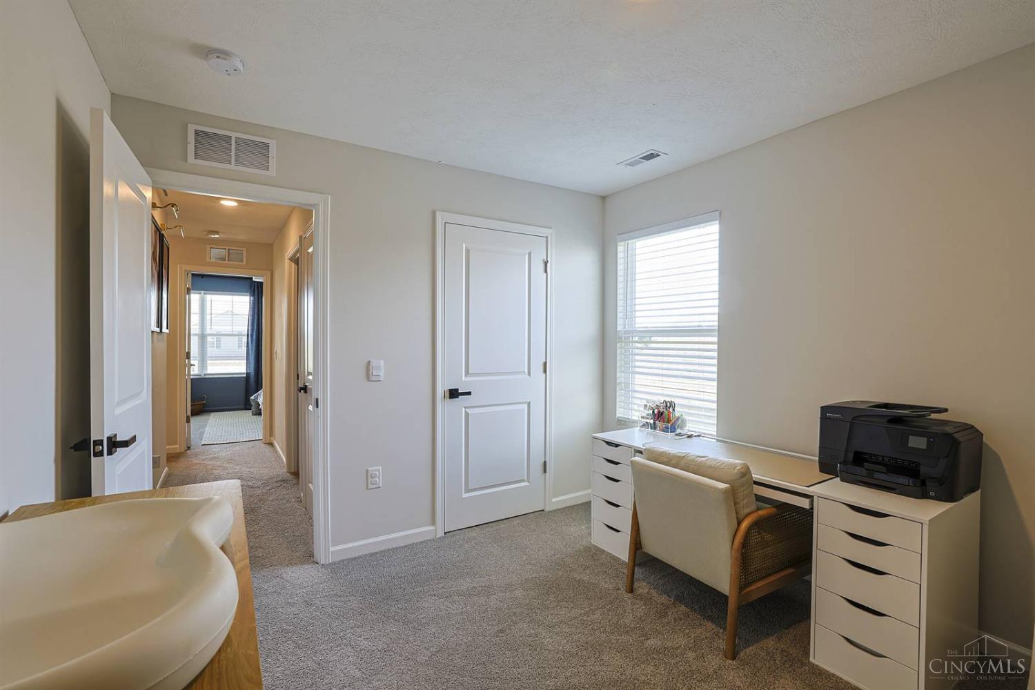 E 408 Oak Avenue Property Photo 25