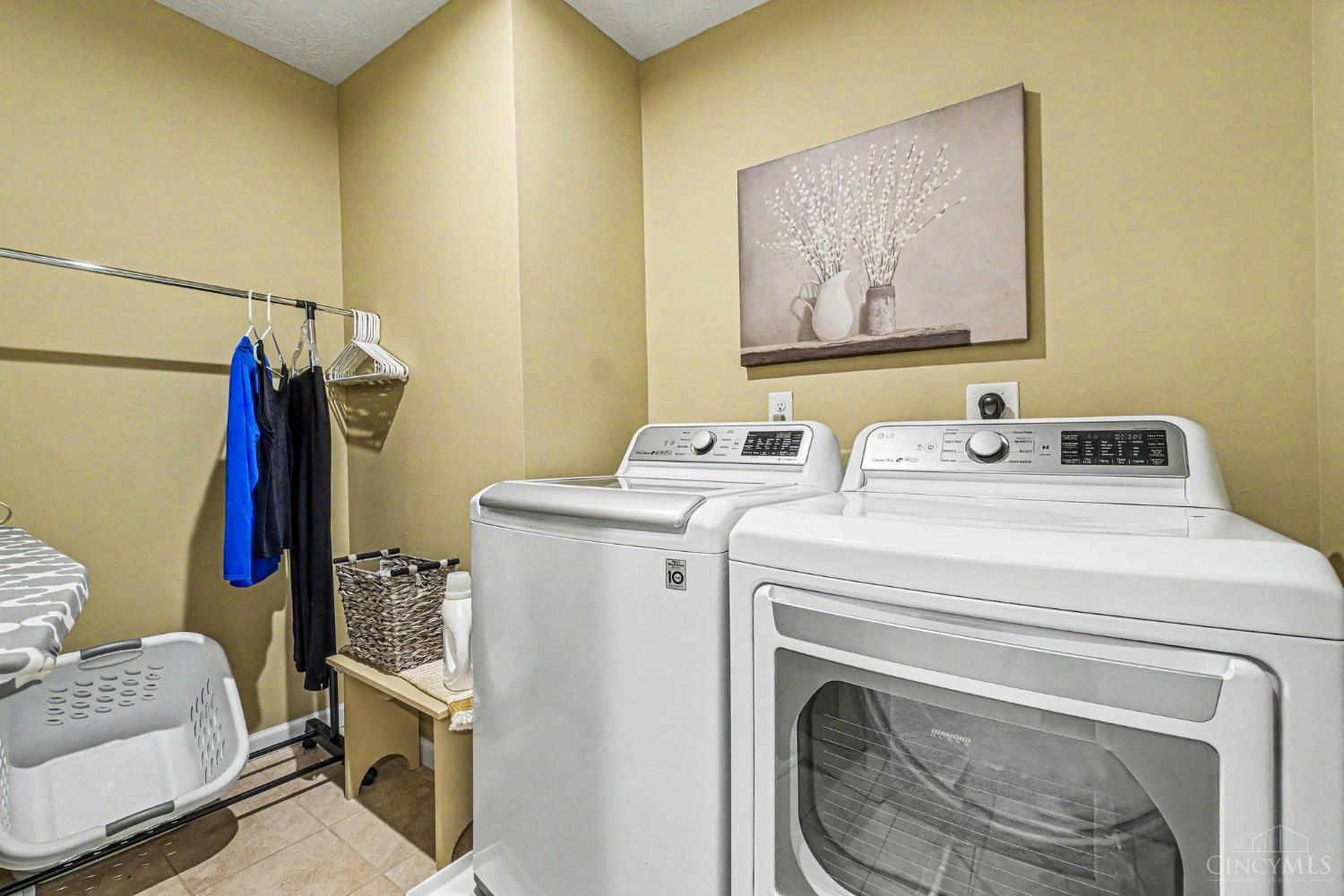 7893 Pinnacle Point Drive Property Photo 21
