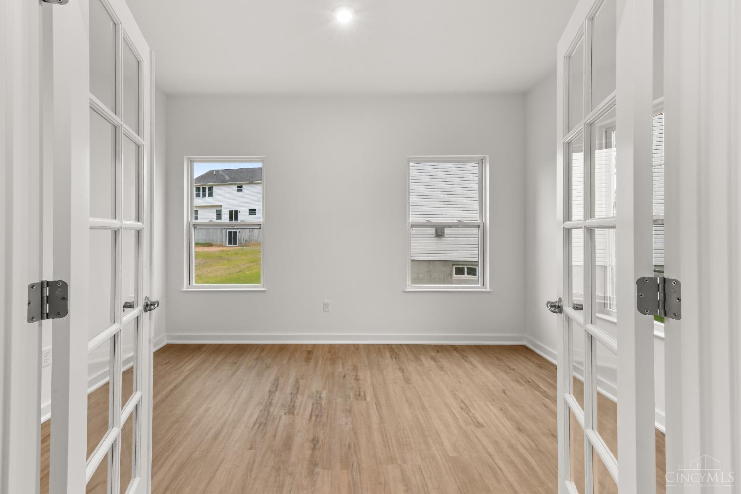 8762 Foxglove Lane Property Photo 17