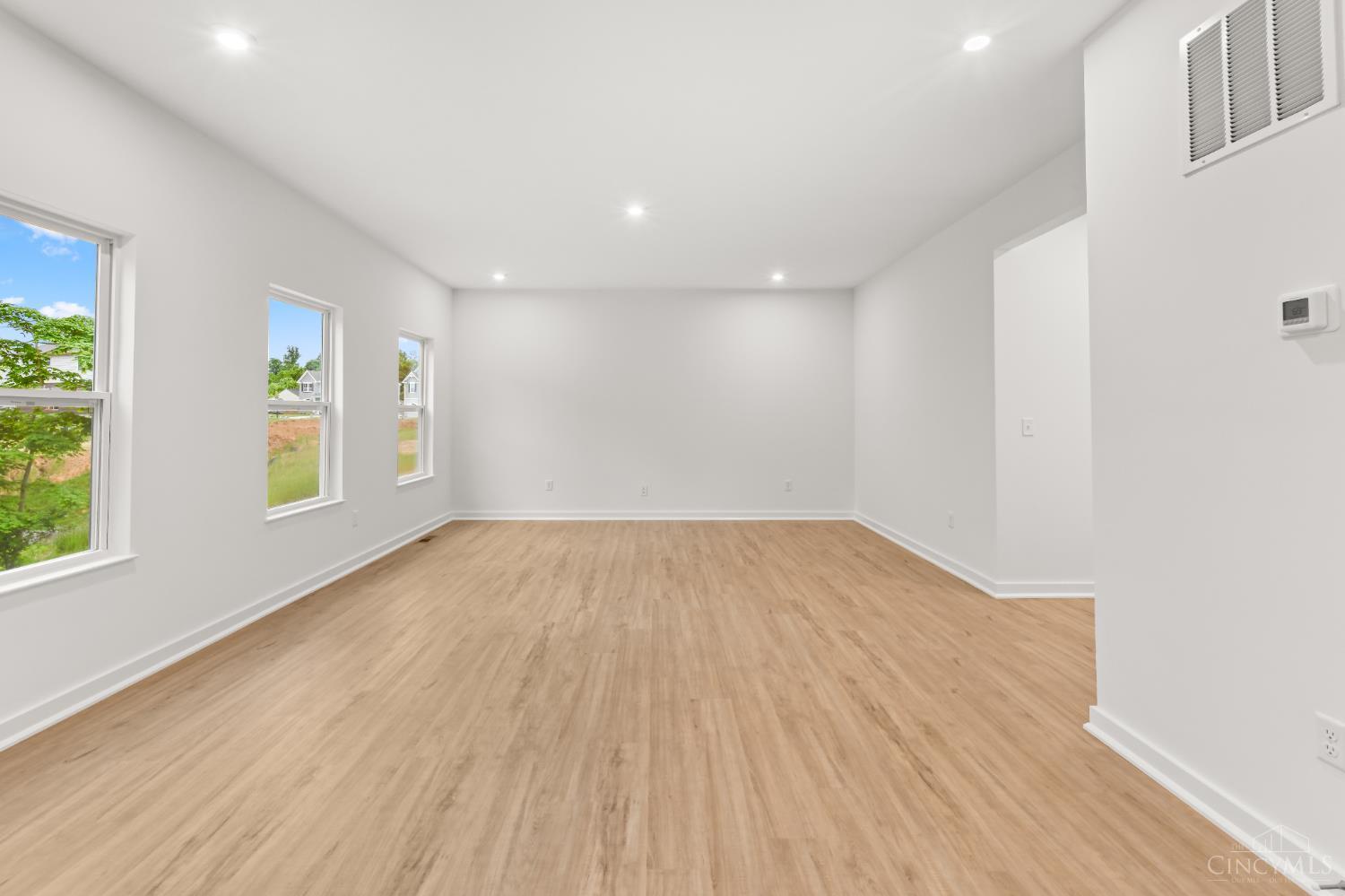 8762 Foxglove Lane Property Photo 21