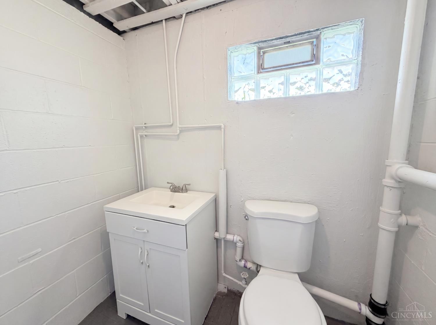 7006 Moorfield Drive Property Photo 29