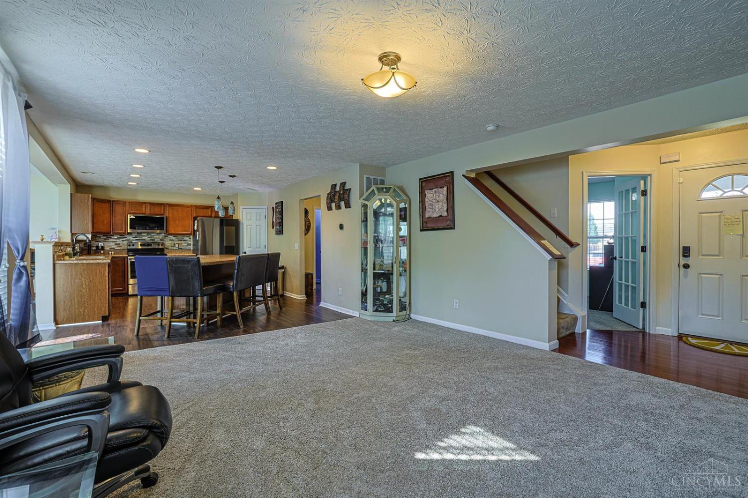 2032 Bridgewater Lane Property Photo 12