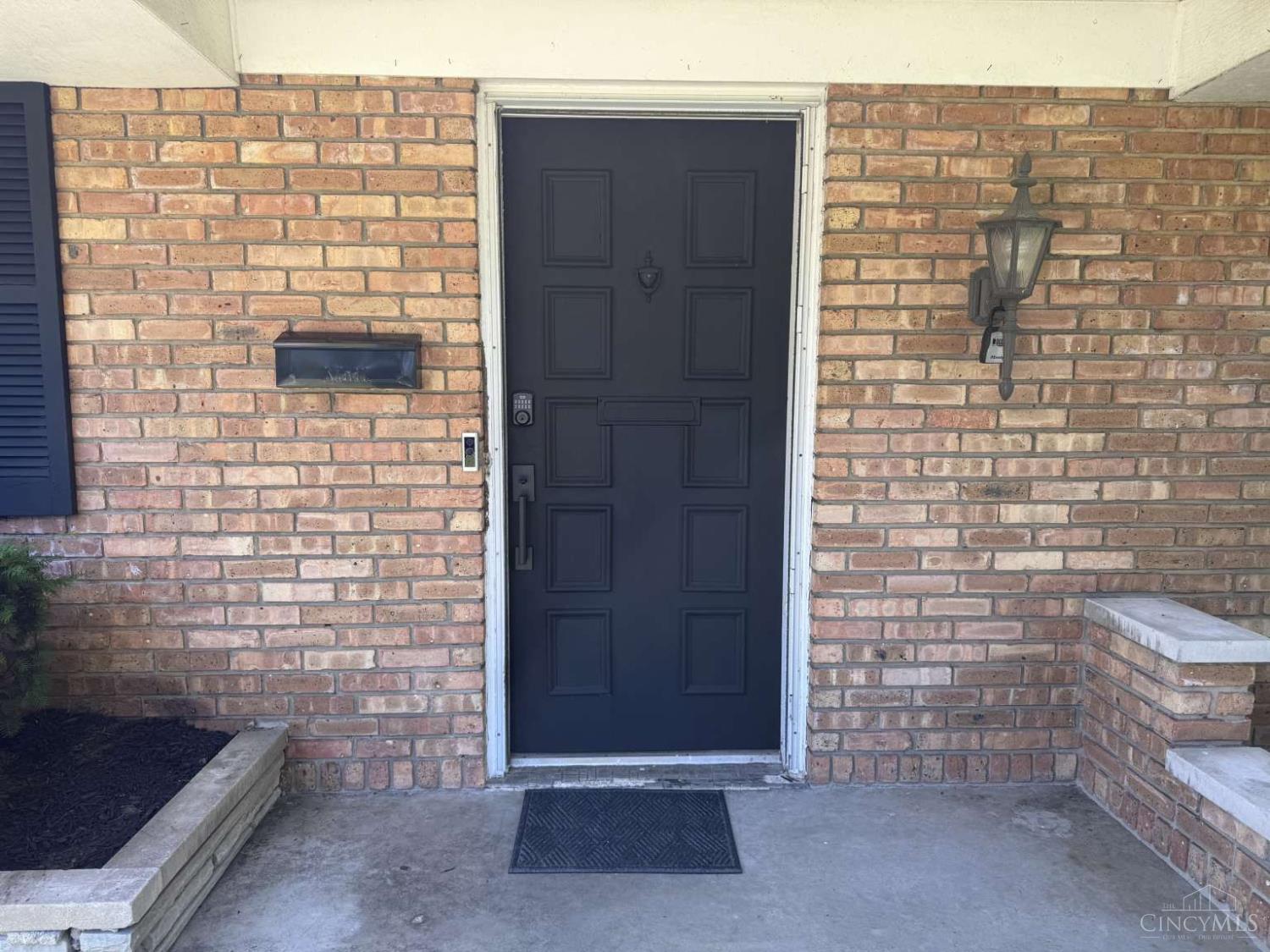 8903 Cavalier Drive Property Photo 3