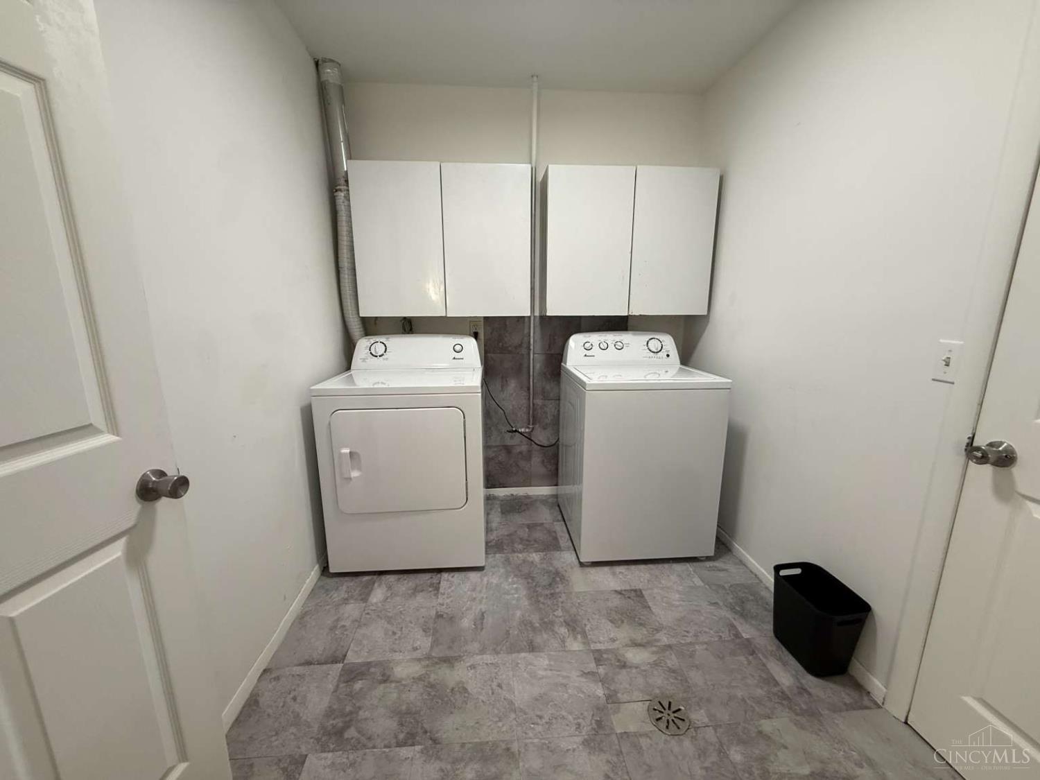 8903 Cavalier Drive Property Photo 13