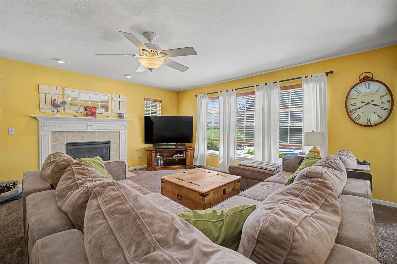 327 Rawling Drive Property Photo 10