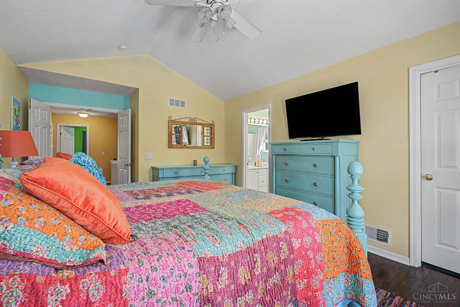 327 Rawling Drive Property Photo 15