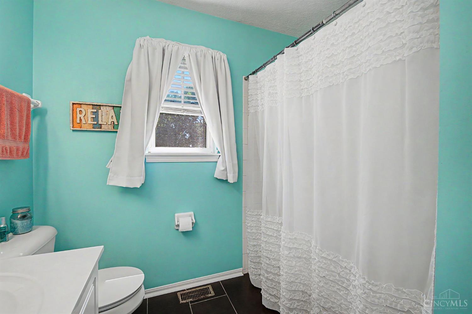 327 Rawling Drive Property Photo 18
