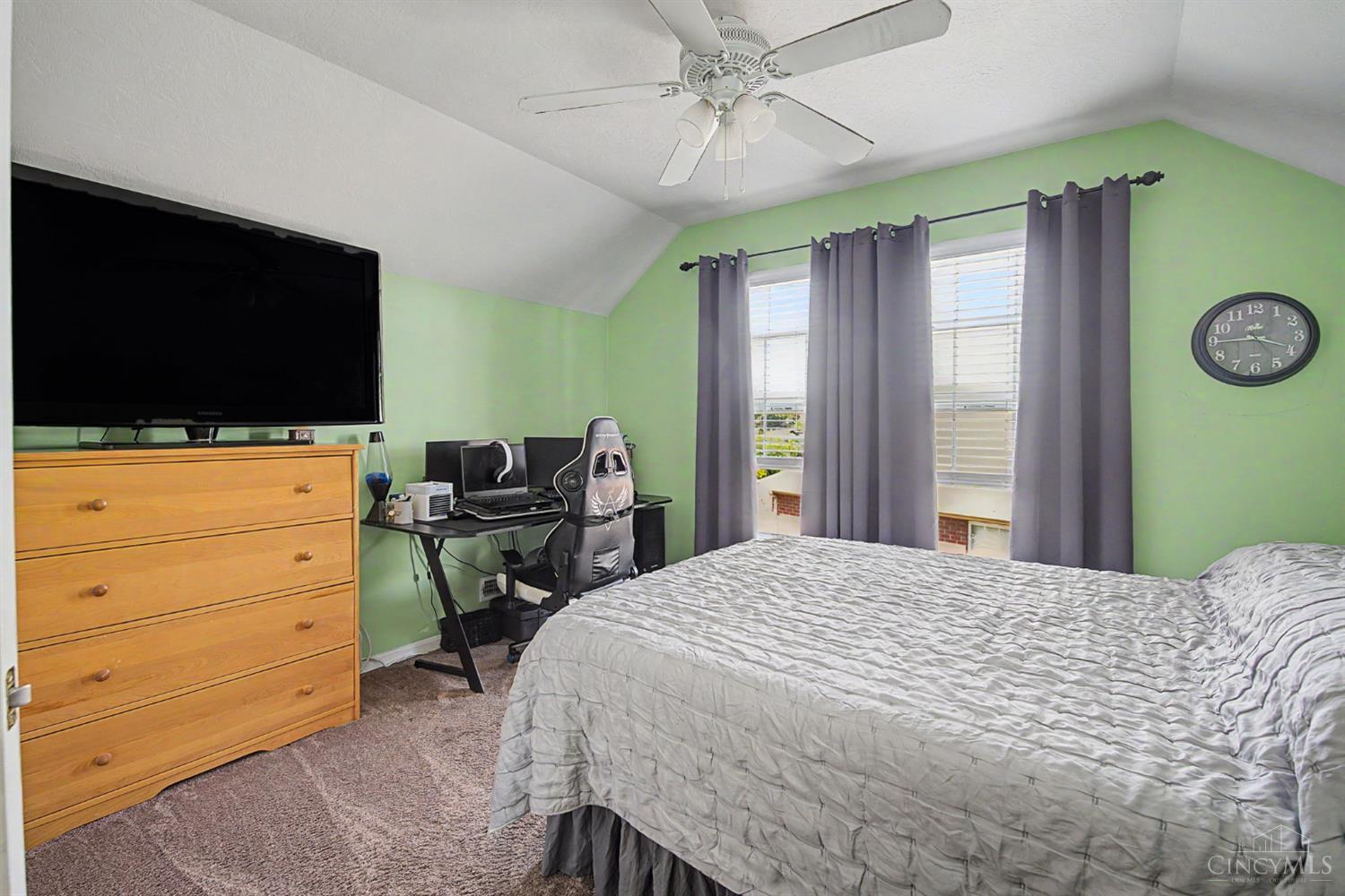 327 Rawling Drive Property Photo 23