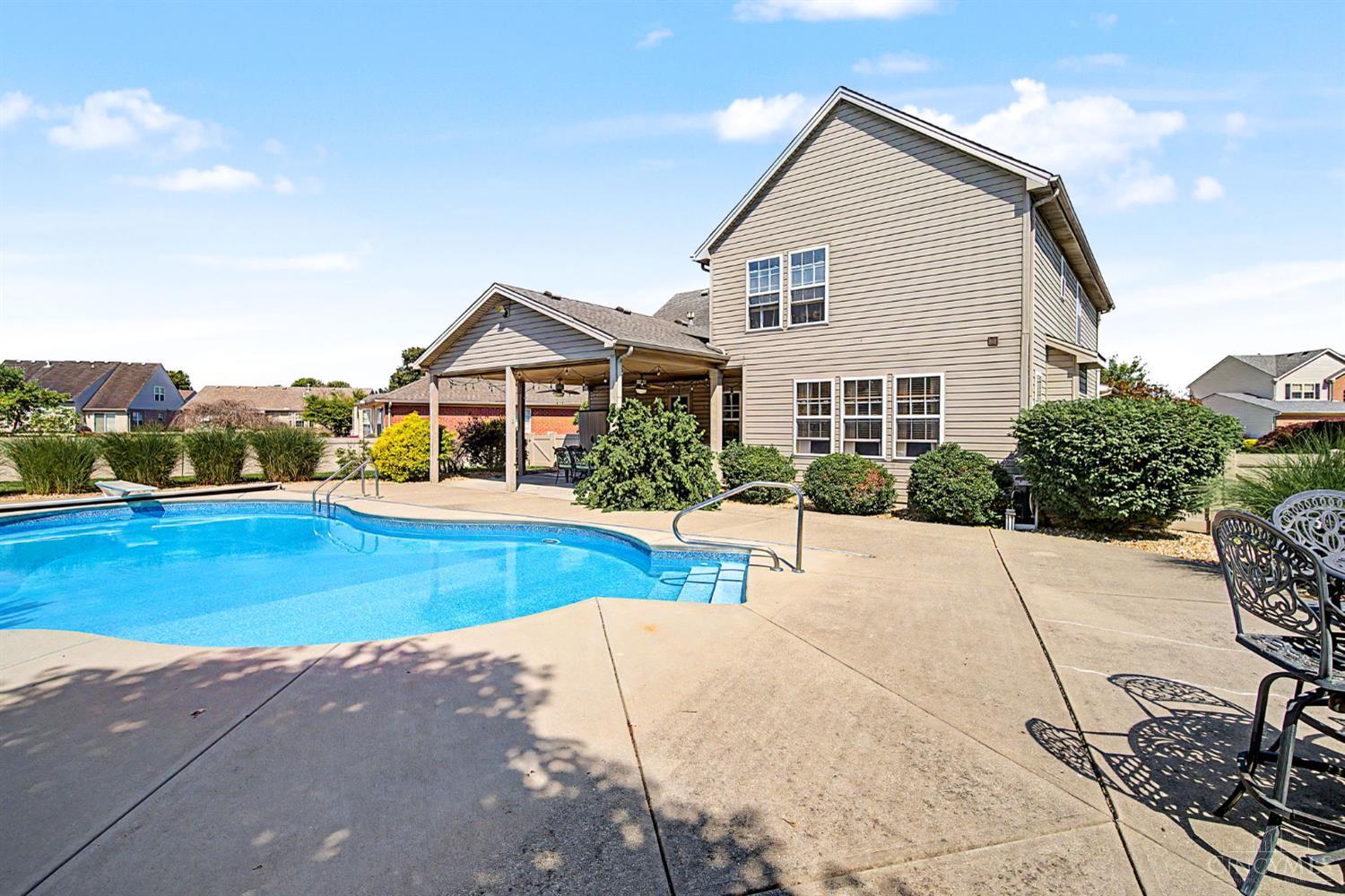 327 Rawling Drive Property Photo 34