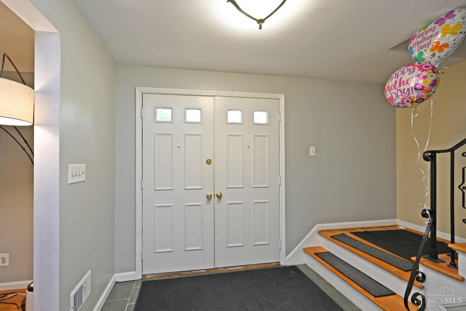 7777 Kugler Mill Road Property Photo 4