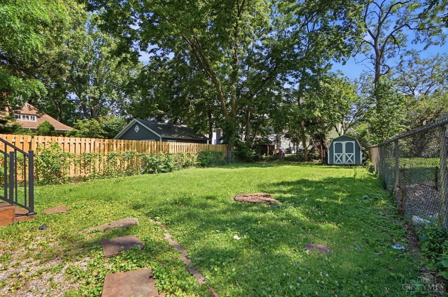 2721 Hyde Park Avenue Property Photo 38