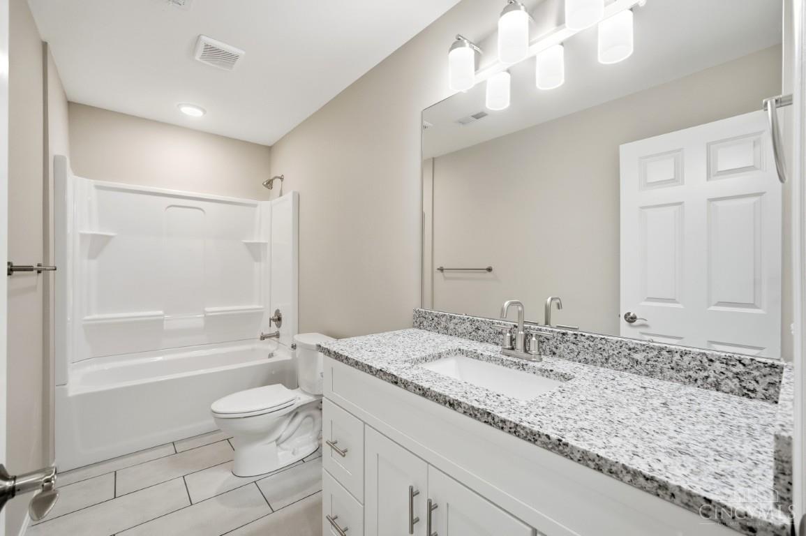 934 East Avenue Property Photo 47