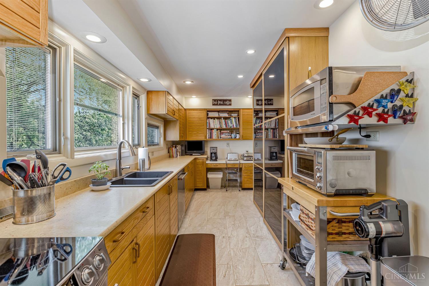 6 Chestnut Hill Property Photo 7