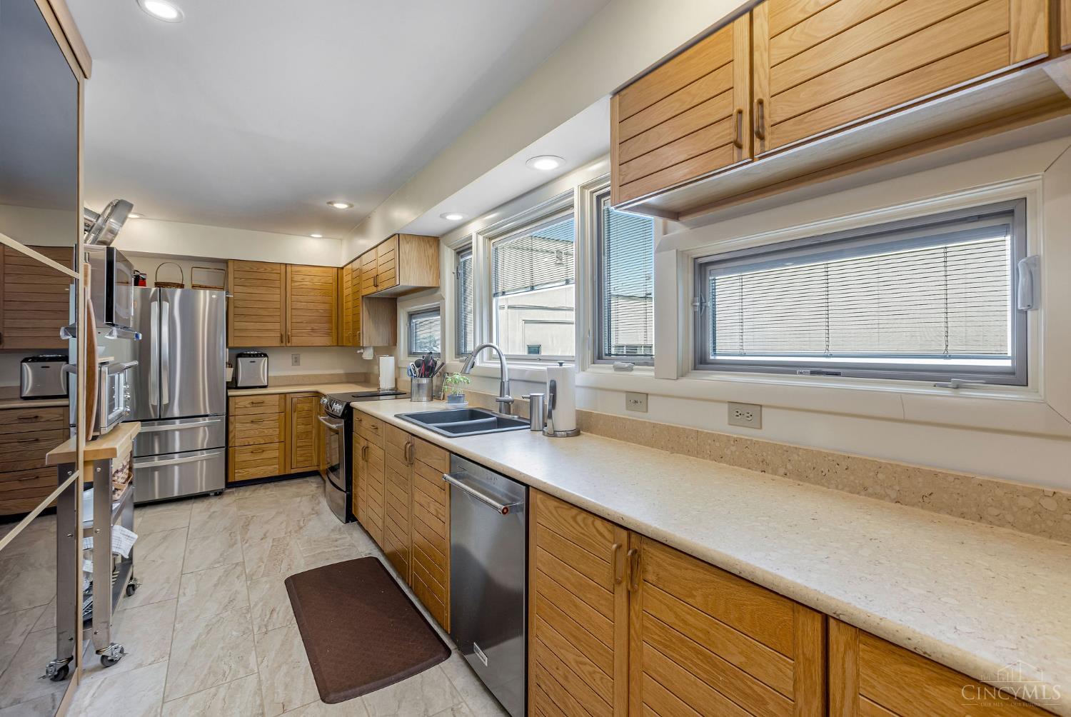 6 Chestnut Hill Property Photo 8