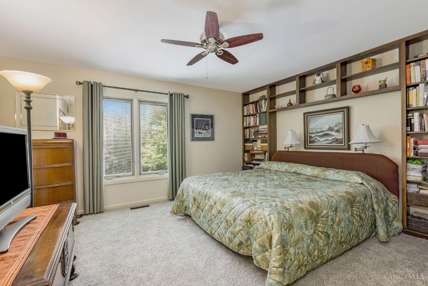 6 Chestnut Hill Property Photo 11