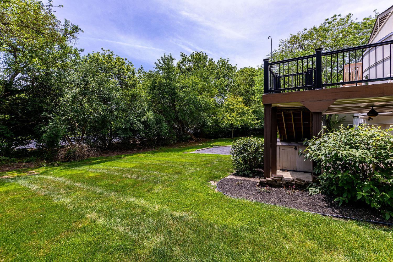 6 Chestnut Hill Property Photo 43