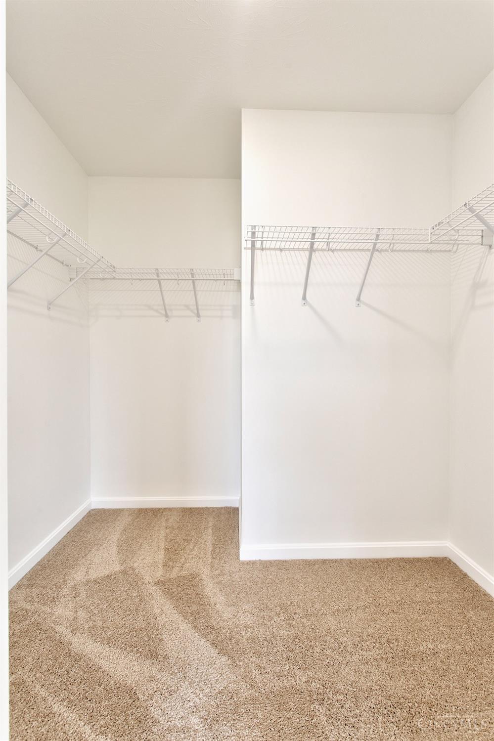 3004 Custer Drive Property Photo 10
